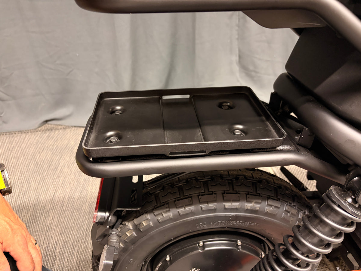 Attach the base plate to the storage box